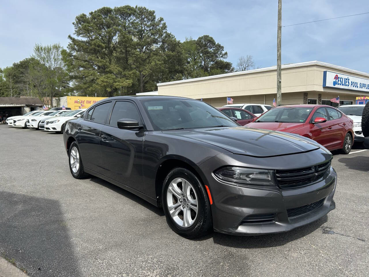 Used 2020 Dodge Charger SXT image 3