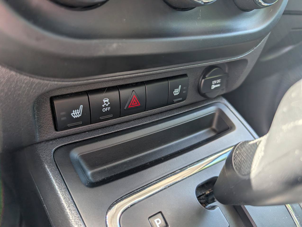 Used 2011 Jeep Patriot Latitude FWD image 21