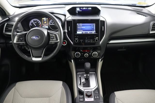 Used 2021 Subaru Forester Premium image 2