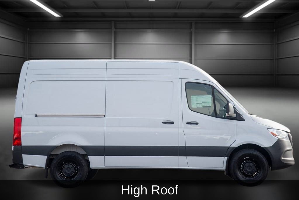 Used 2025 Mercedes-Benz Sprinter 2500 image 7