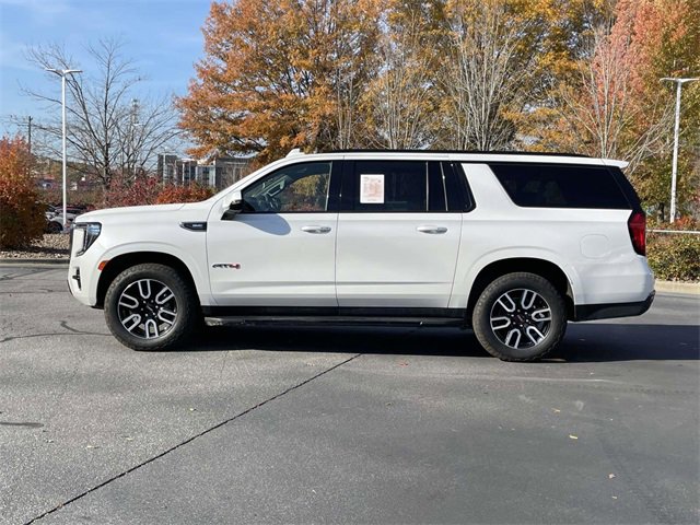 Used 2022 GMC Yukon XL AT4 w/ Max Trailering Package image 2