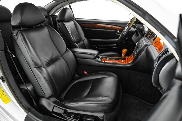 Used 2003 Lexus SC 430 Convertible image 21