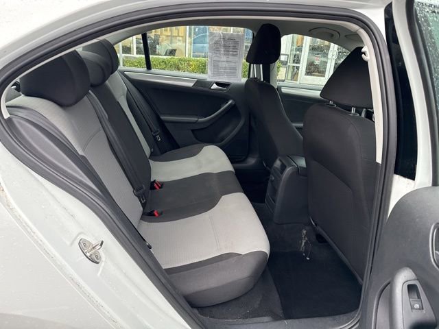 Used 2017 Volkswagen Jetta S w/ Jetta S Cold Weather Package image 11