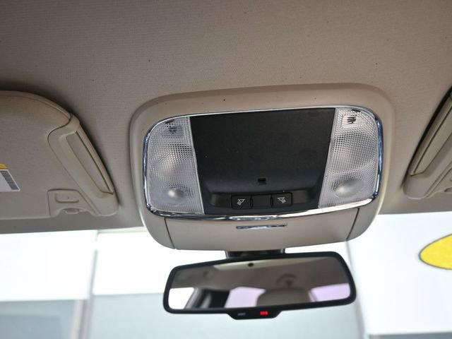 Used 2020 Chrysler 300 Touring L w/ Quick Order Package 2EF image 12