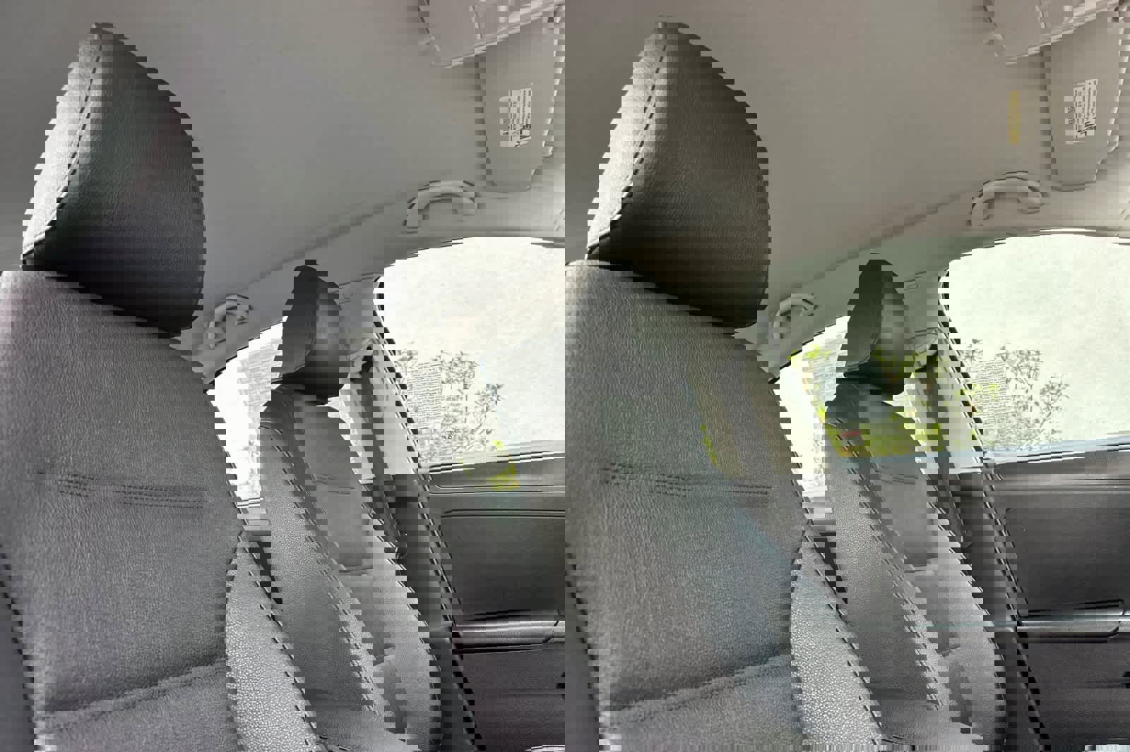 Used 2011 Volkswagen Jetta SE image 16