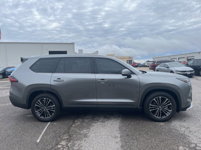 Used 2026 Toyota Grand Highlander AWD Hybrid image 5