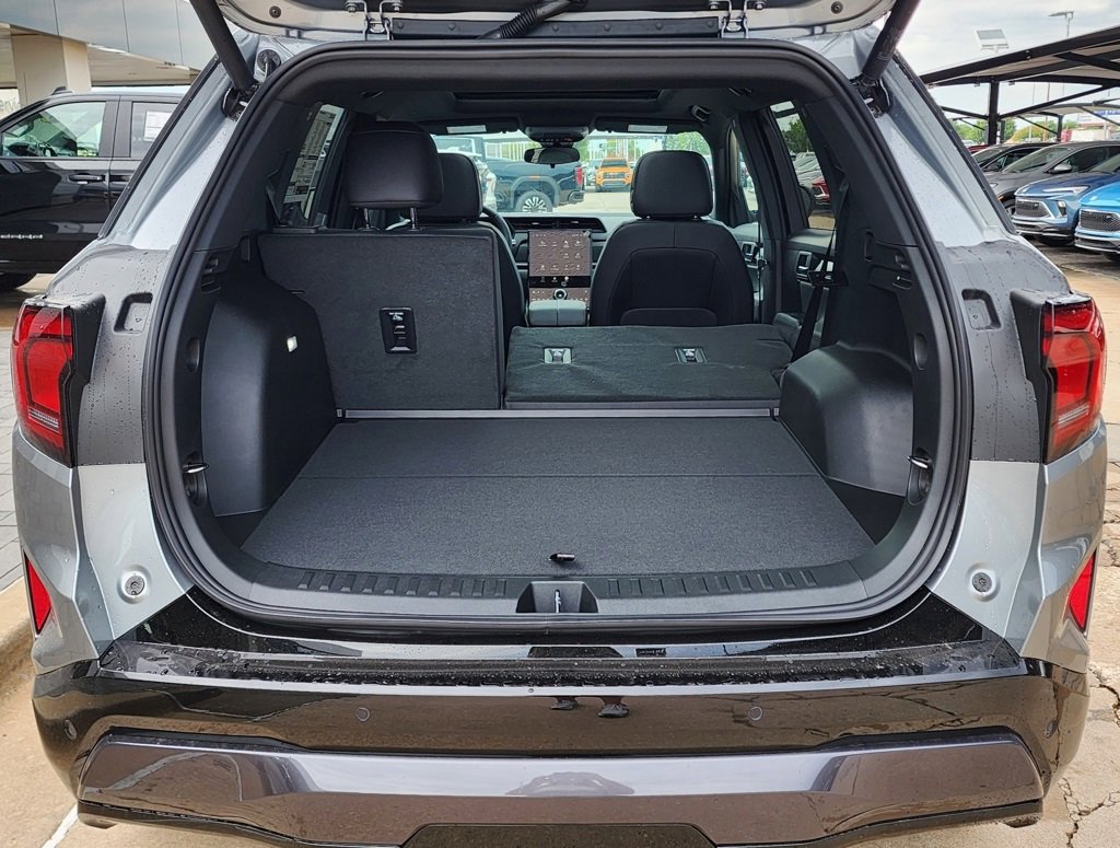 New 2026 GMC Terrain AT4 w/ Convenience Package III image 50