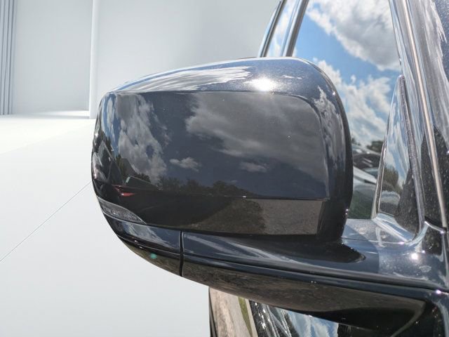 New 2025 Jeep Grand Cherokee Limited w/ Black Appearance Package image 10