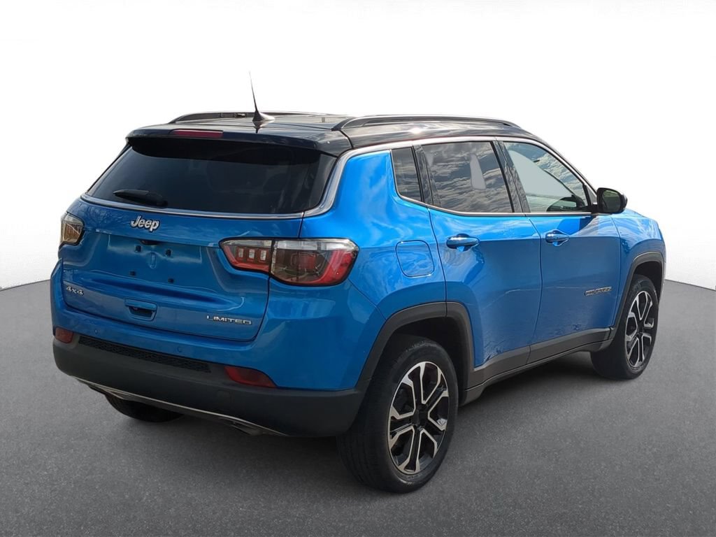 Used 2023 Jeep Compass Limited AWD/4WD image 10