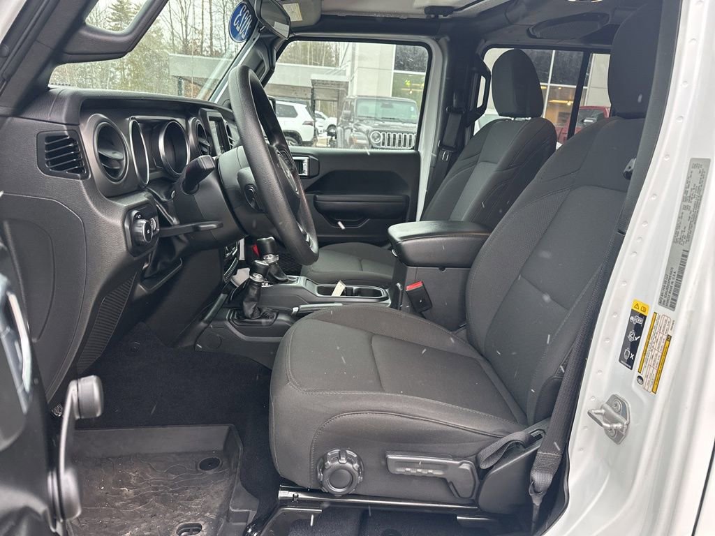Used 2023 Jeep Wrangler Sport image 12