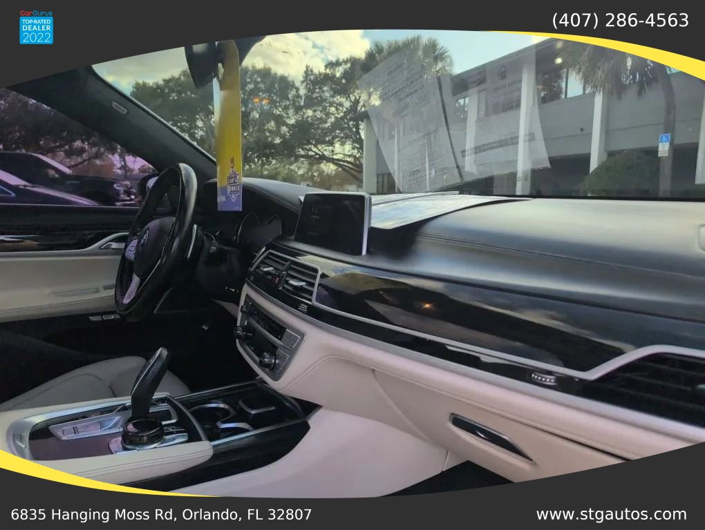 Used 2017 BMW 740i image 31