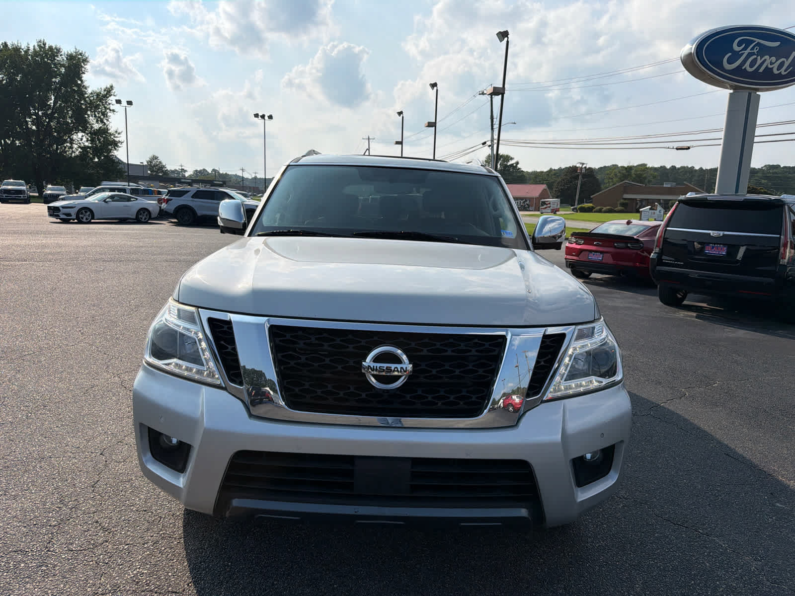 Used 2020 Nissan Armada SL w/ Premium Package AWD/4WD image 8