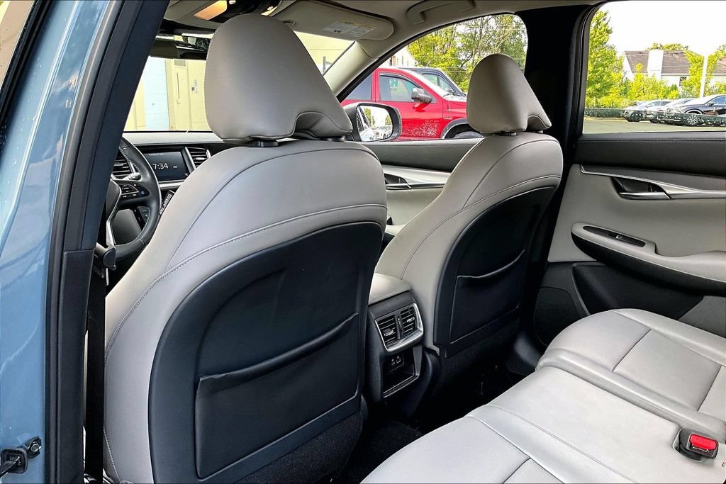 Certified 2023 INFINITI QX50 Luxe FWD image 31