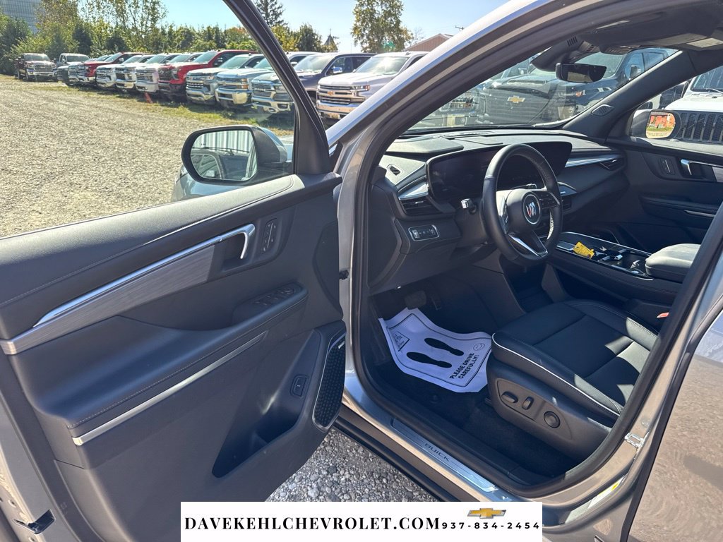 Used 2026 Buick Enclave Preferred w/ Power Package FWD image 19