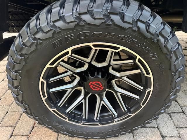 Used 2023 Ford F250 Lariat w/ Lariat Ultimate Package image 18