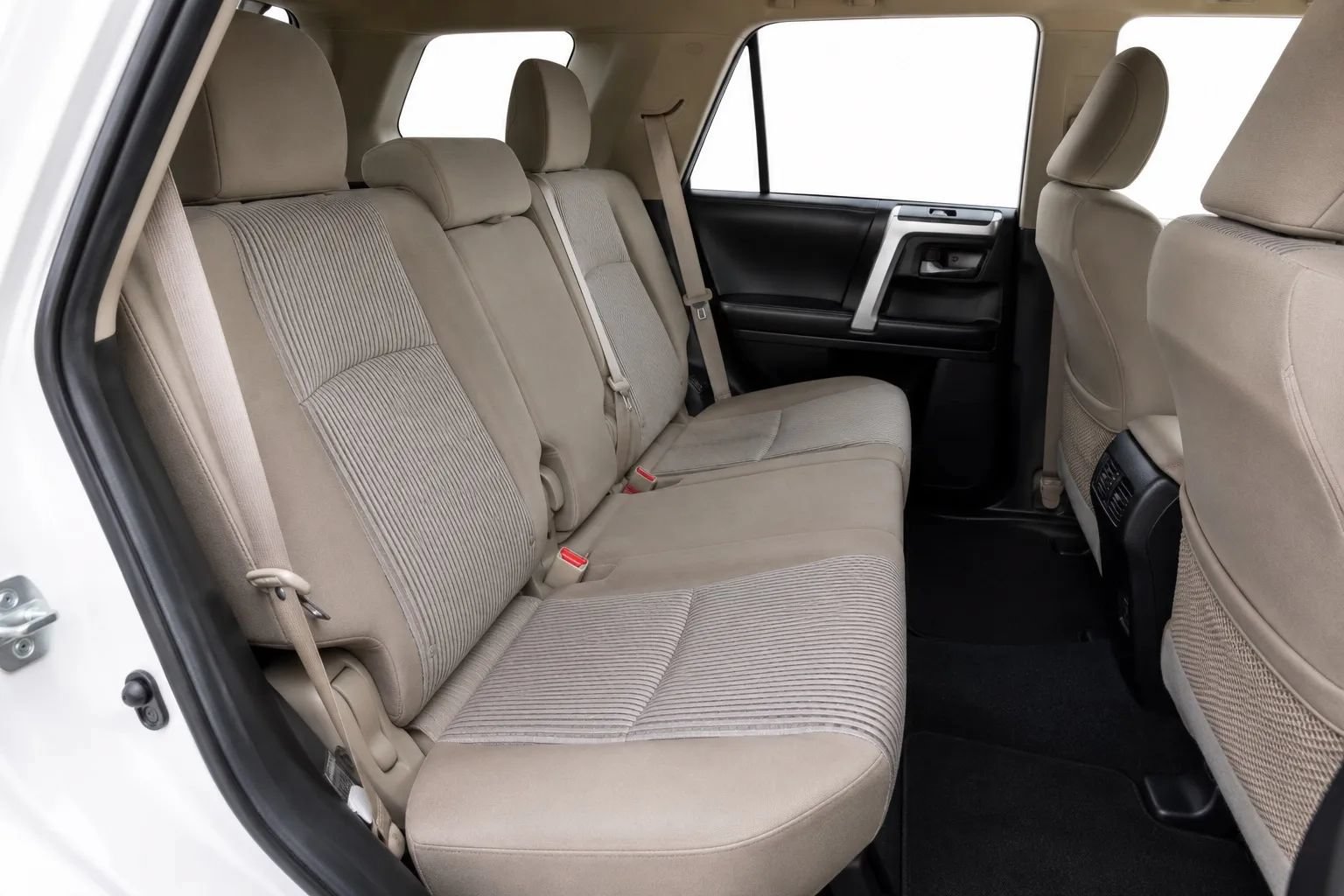 Used 2019 Toyota 4Runner SR5 AWD/4WD image 15