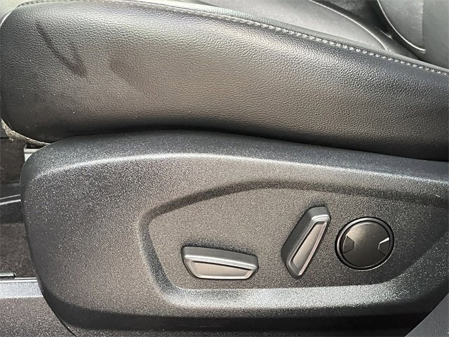 Used 2020 Ford Edge Titanium image 20