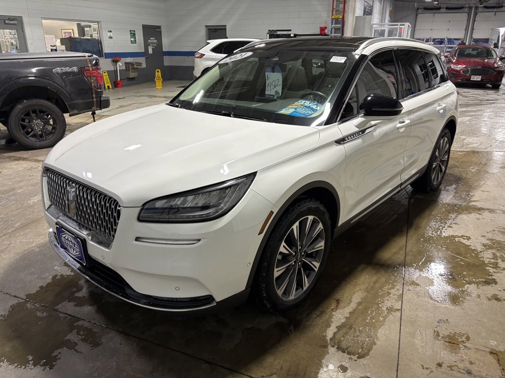 Used 2021 Lincoln Corsair Reserve w/ Equipment Group 201A image 4