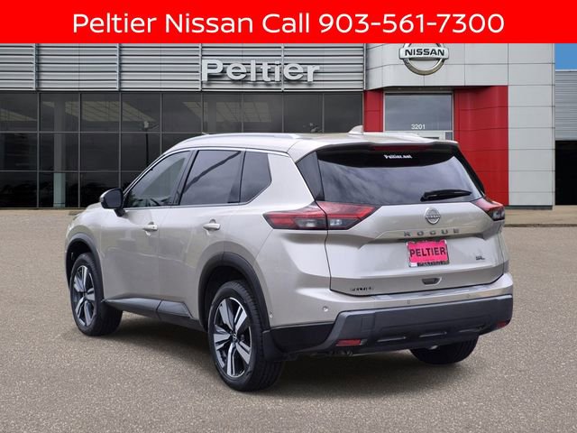 Certified 2025 Nissan Rogue SL image 4
