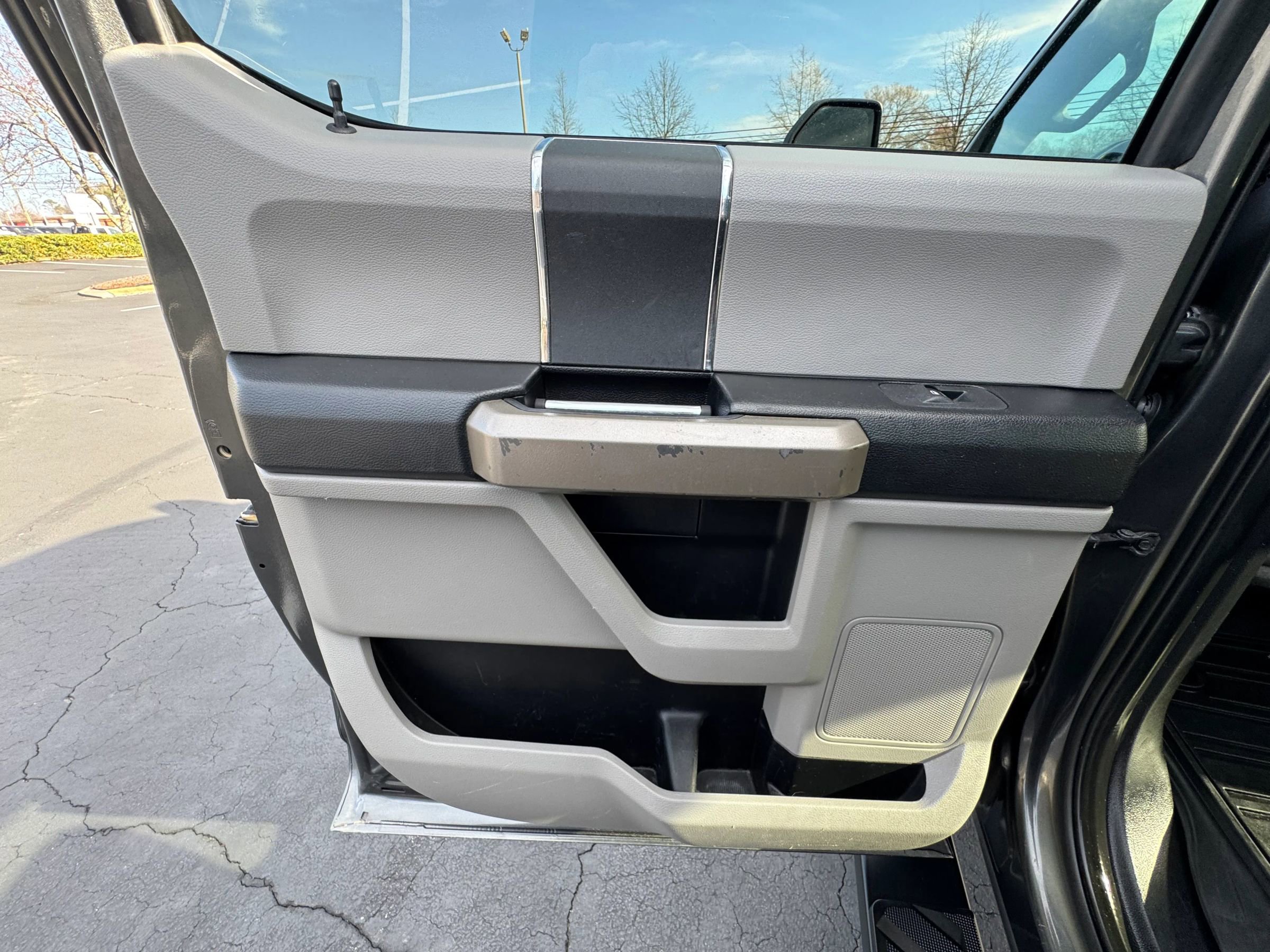 Used 2019 Ford F350 XLT image 17