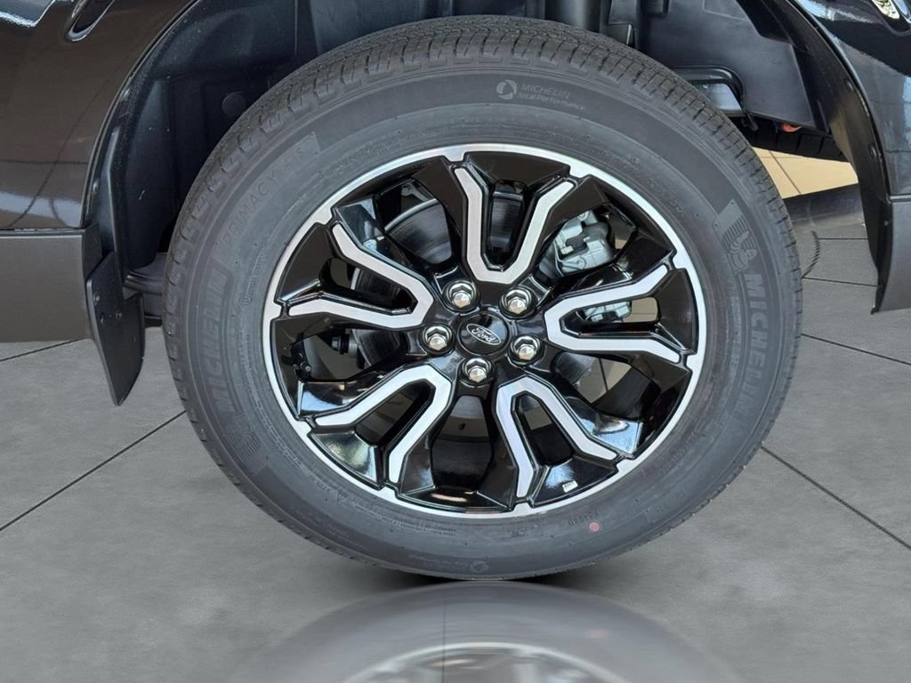 New 2024 Ford Maverick Lariat w/ 4K Tow Package AWD/4WD image 4