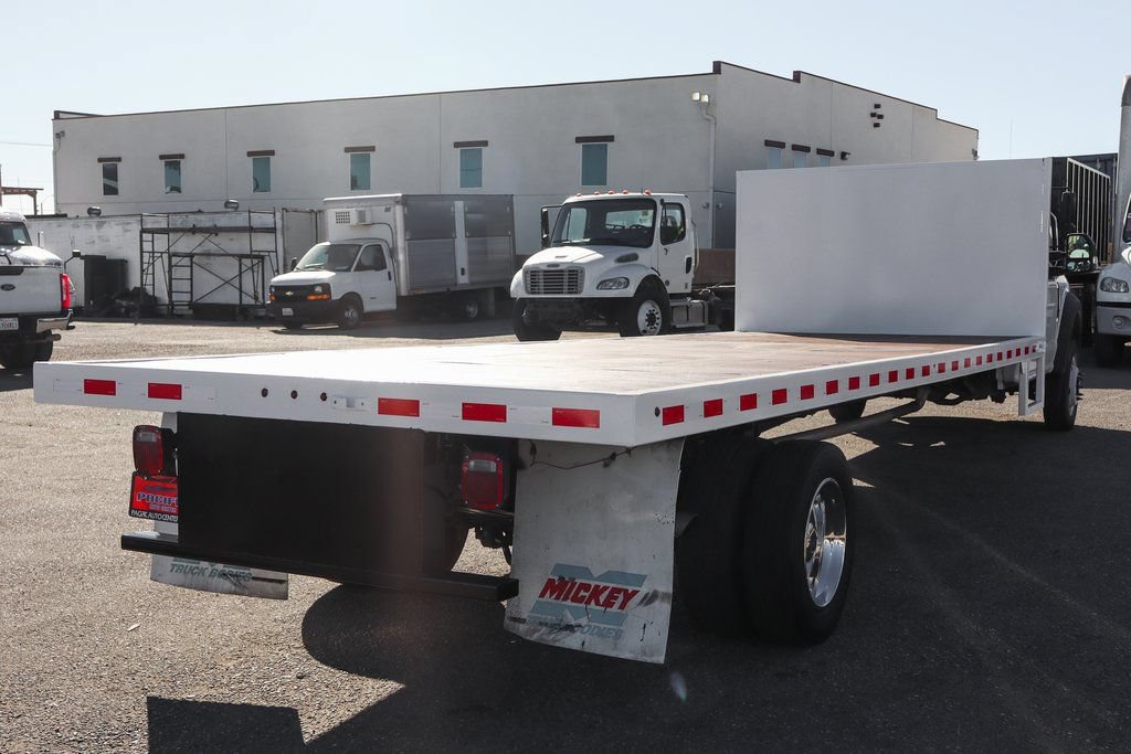 Used 2020 Ford F550 2WD Regular Cab Super Duty image 8