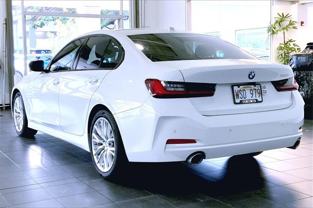 Used 2023 BMW 330i Sedan w/ Convenience Package image 8