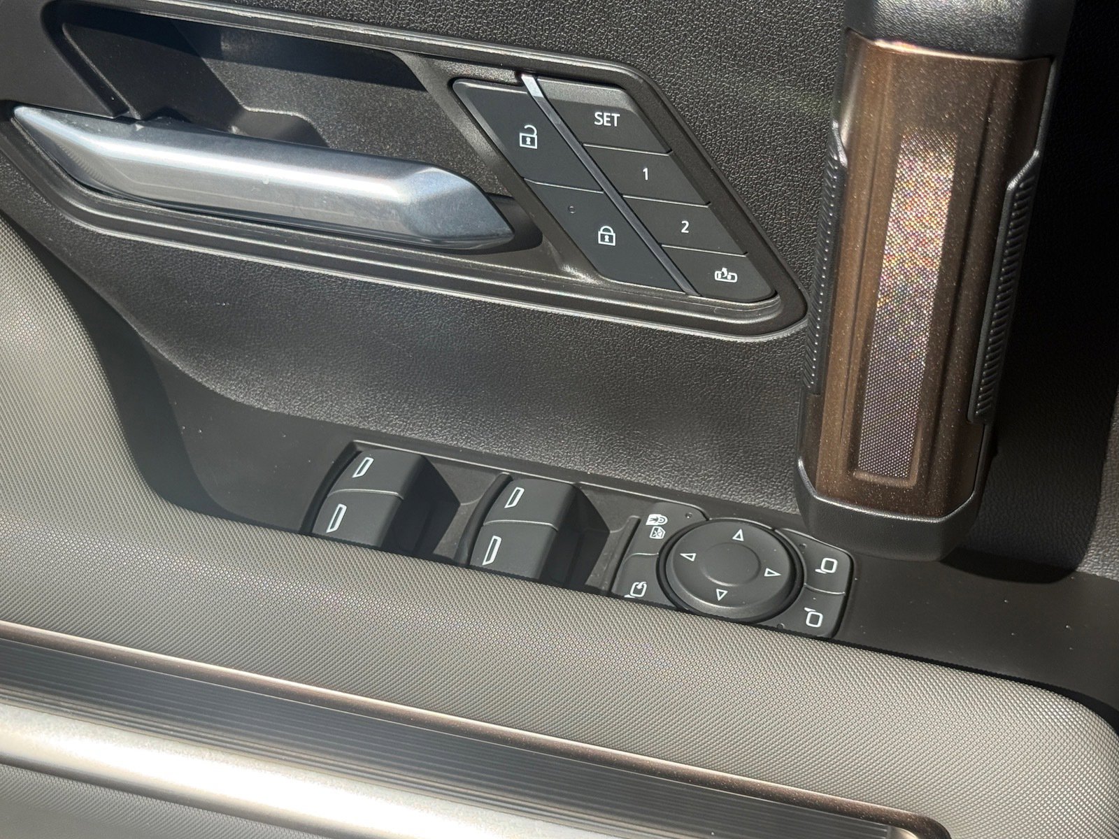 Used 2024 GMC Hummer EV 3X w/ Omega Edition image 24