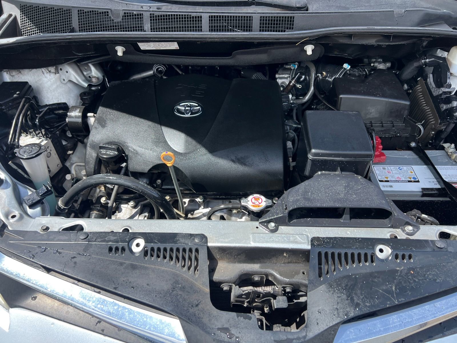 Used 2019 Toyota Sienna LE w/ LE Preferred Package FWD image 33