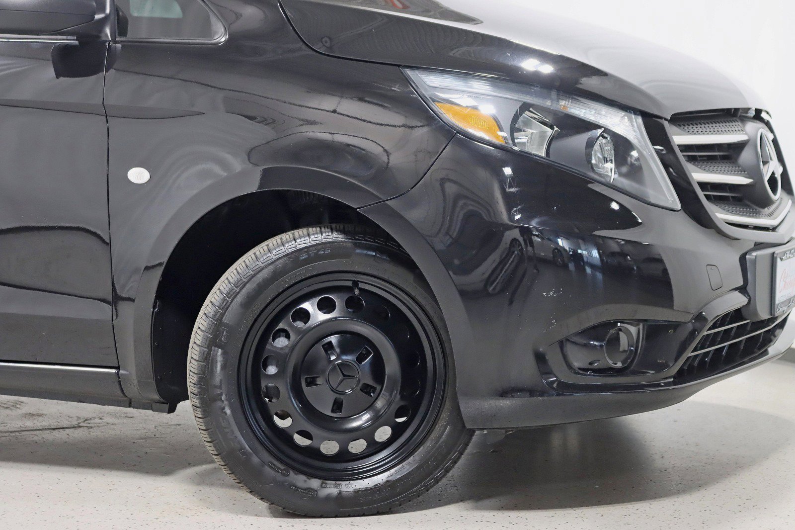 Used 2020 Mercedes-Benz Metris Passenger w/ Premium Safety Package image 5