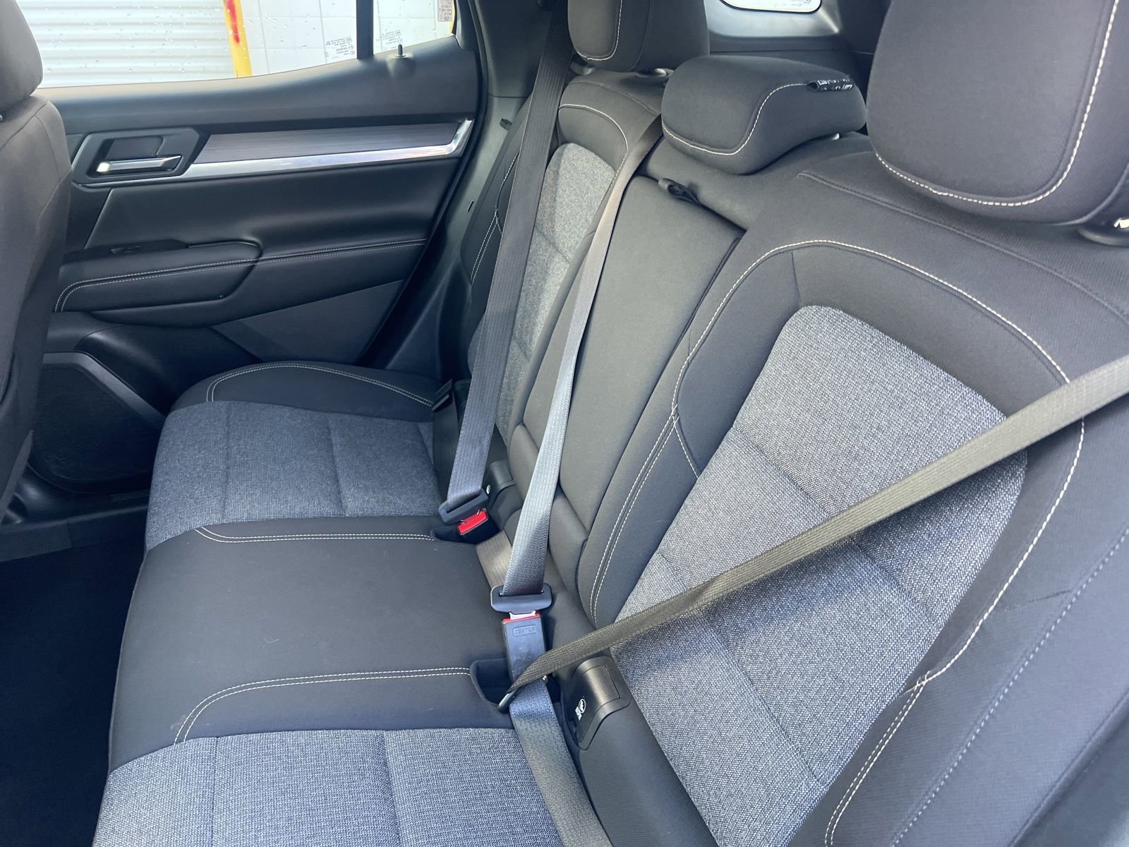 Used 2025 GMC Terrain Elevation image 12