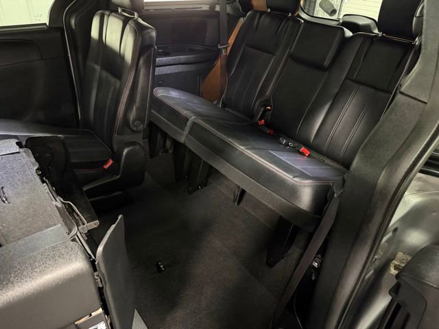 Used 2017 Dodge Grand Caravan GT FWD image 11