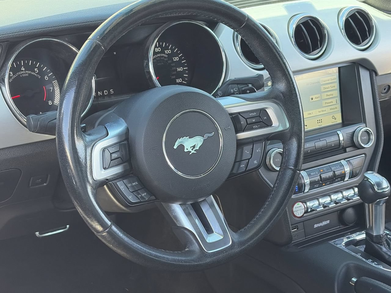 Used 2017 Ford Mustang Premium RWD image 21