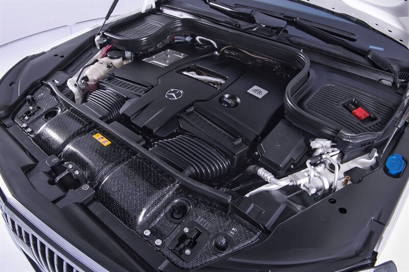 Used 2024 Mercedes-Benz Maybach GLS 600 4MATIC image 51