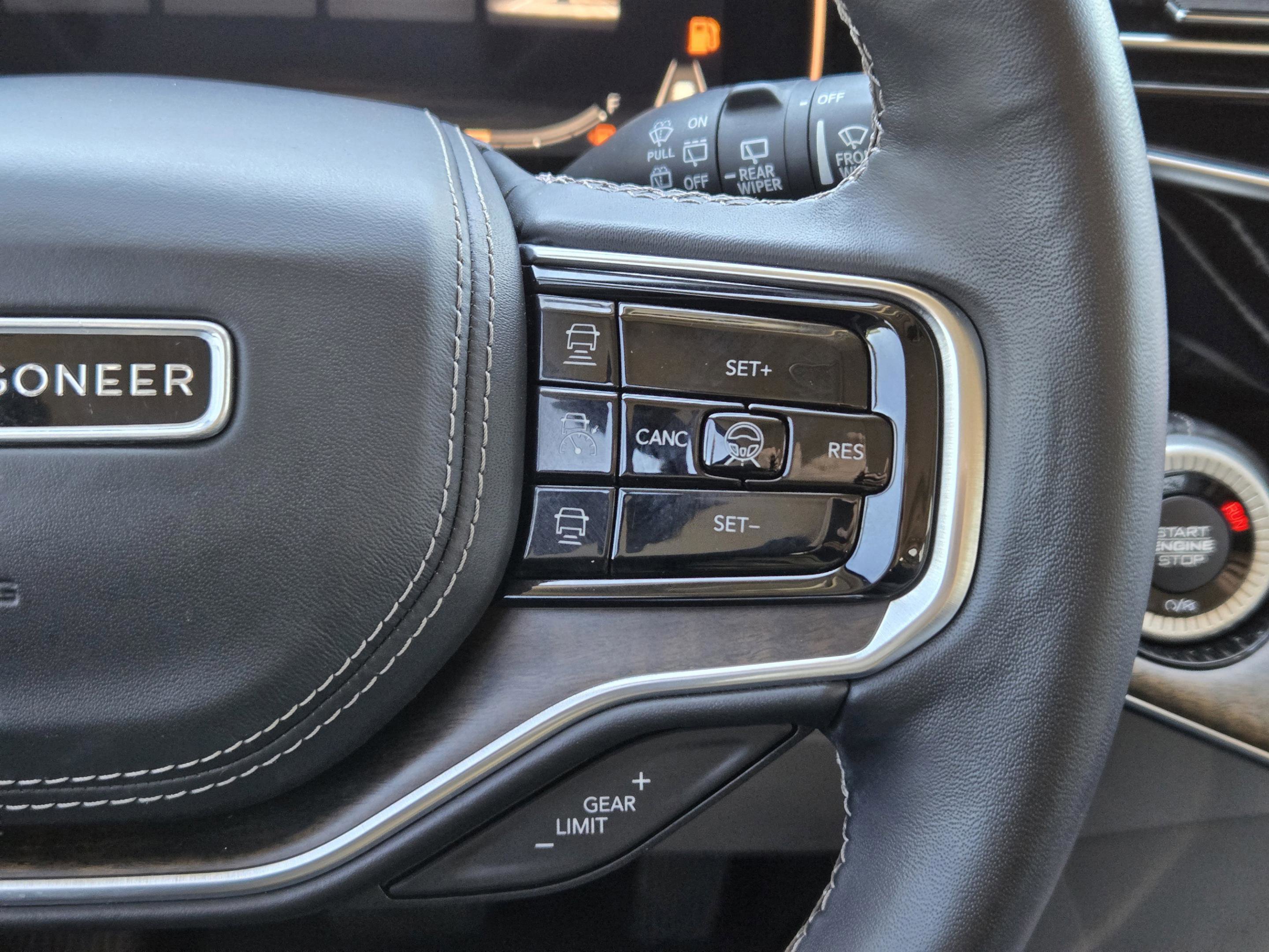 Used 2022 Jeep Grand Wagoneer Series II w/ Premium Group II AWD/4WD image 24