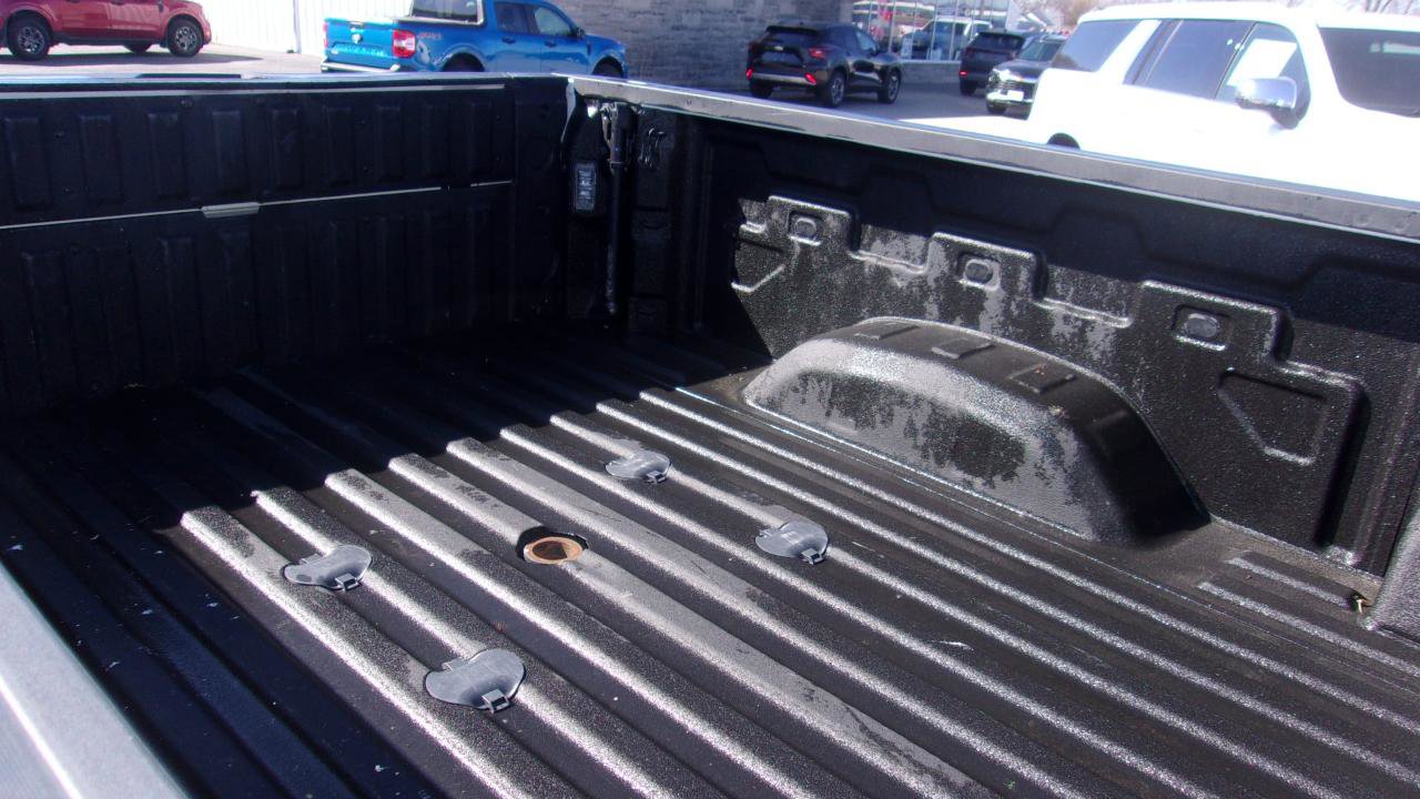 Used 2024 Chevrolet Silverado 2500 ZR2 w/ ZR2 Bison Edition image 11