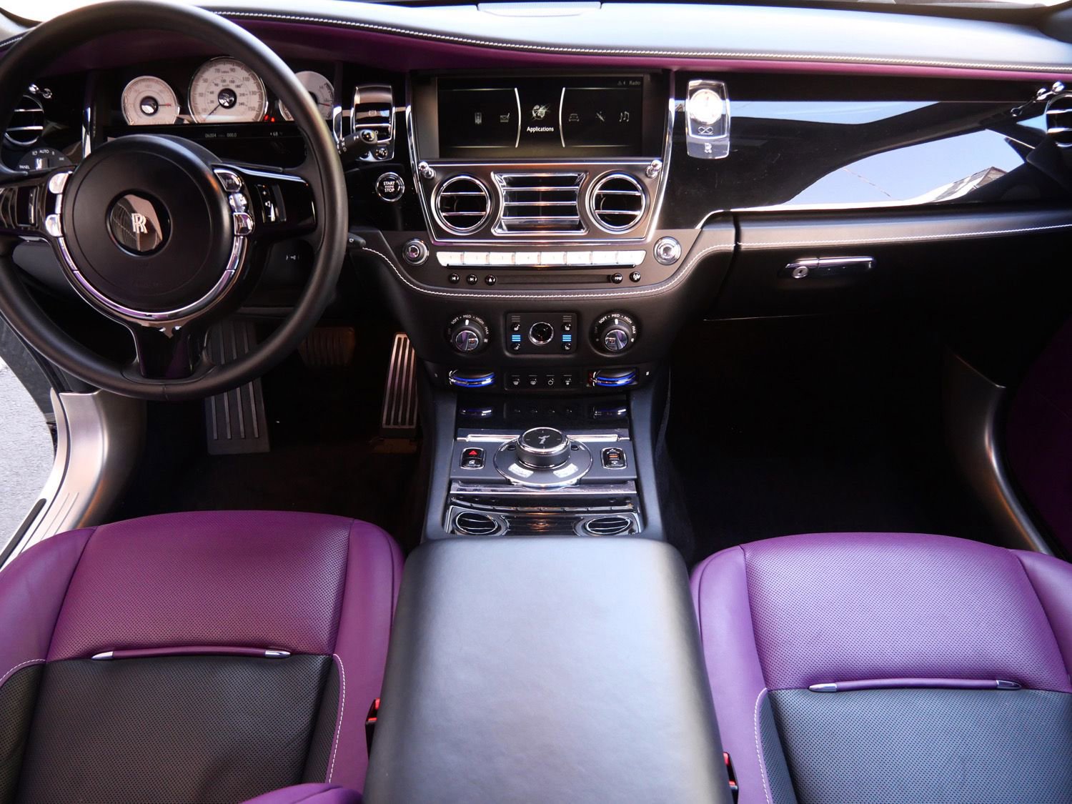 Certified 2018 Rolls-Royce Wraith RWD image 4