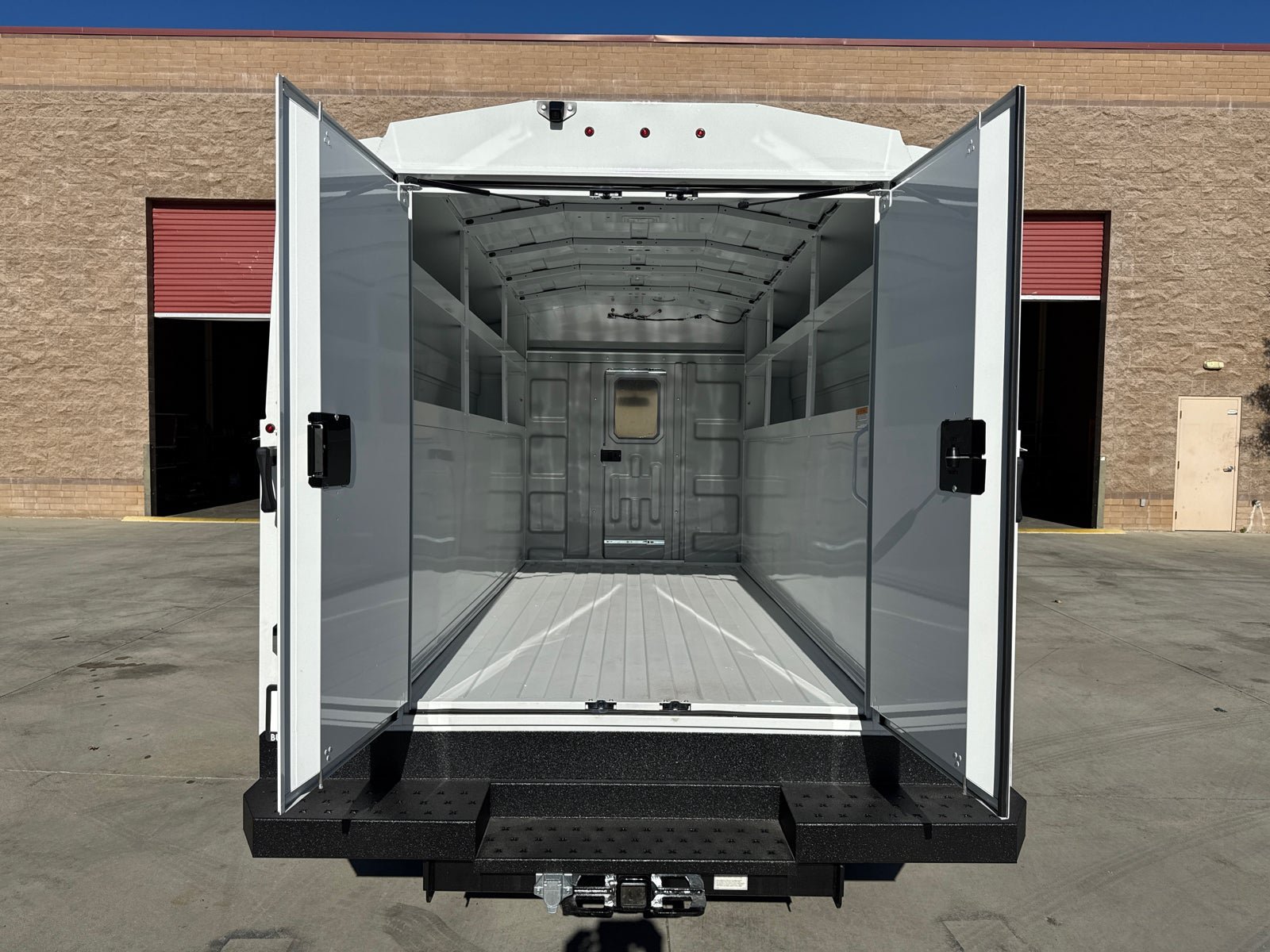 New 2025 GMC Savana 3500 w/ Power Convenience Package RWD image 9