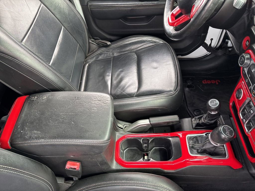 Used 2018 Jeep Wrangler Unlimited Sahara image 49