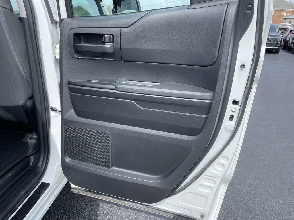 Used 2017 Toyota Tundra SR image 21