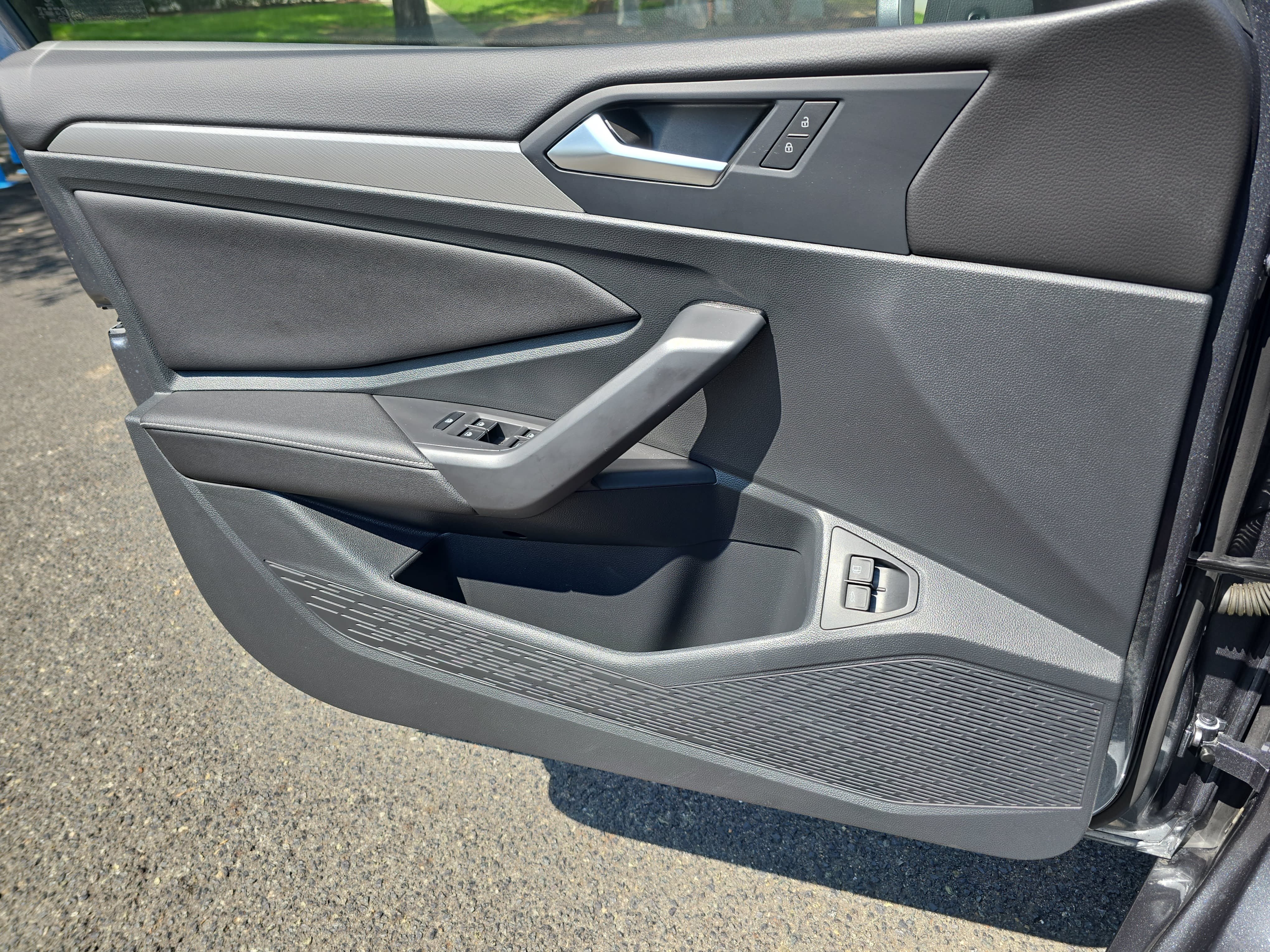 Certified 2024 Volkswagen Jetta Sport FWD image 26