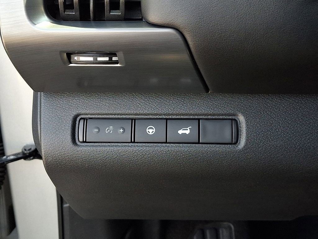 Used 2023 Nissan Pathfinder SL w/ Lighting Package (N92) AWD/4WD image 27
