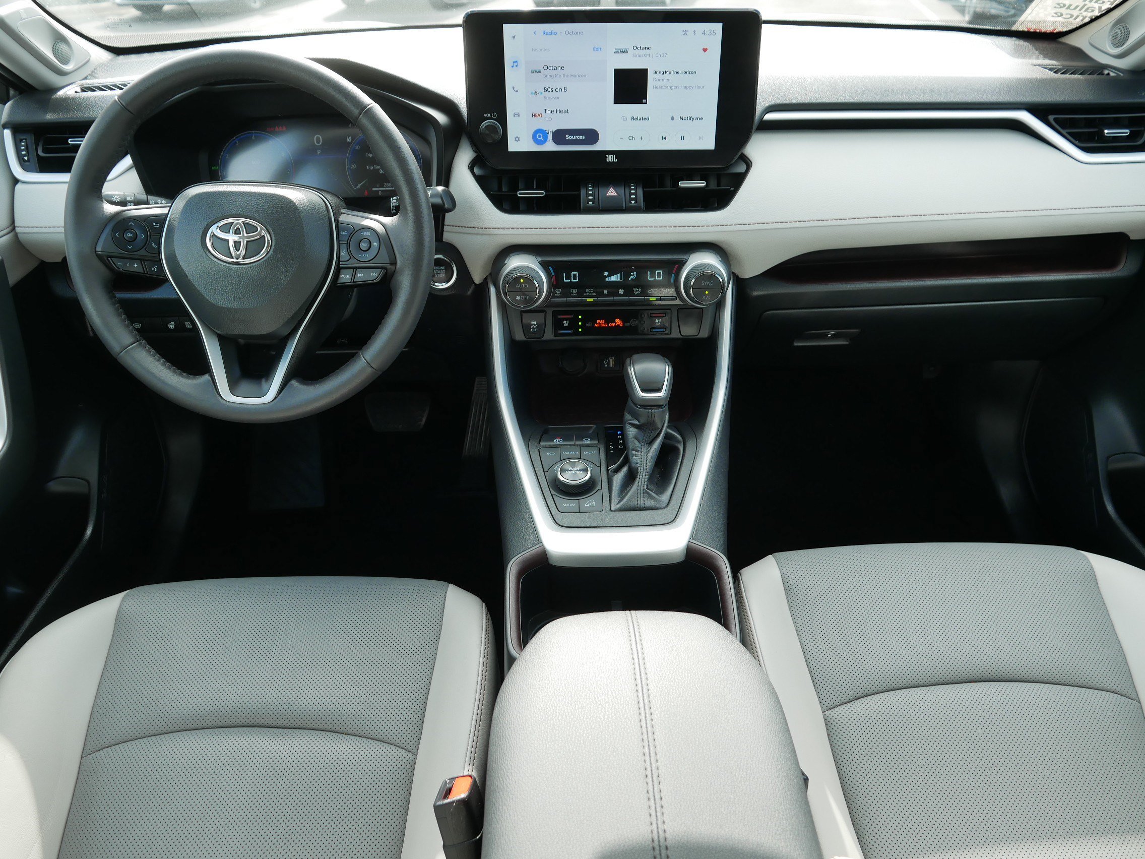 Used 2023 Toyota RAV4 Limited w/ Limited Grade Weather Package AWD/4WD image 10