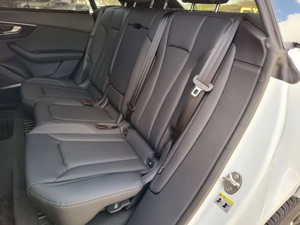 New 2026 Audi Q8 Premium Plus image 14