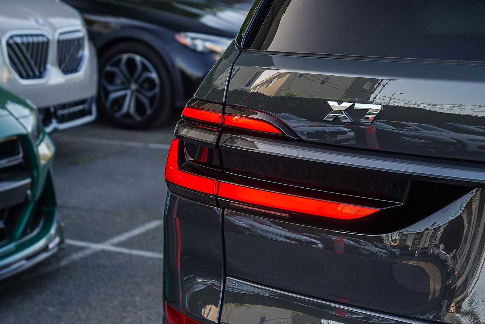 New 2026 BMW X7 M60i AWD/4WD image 7