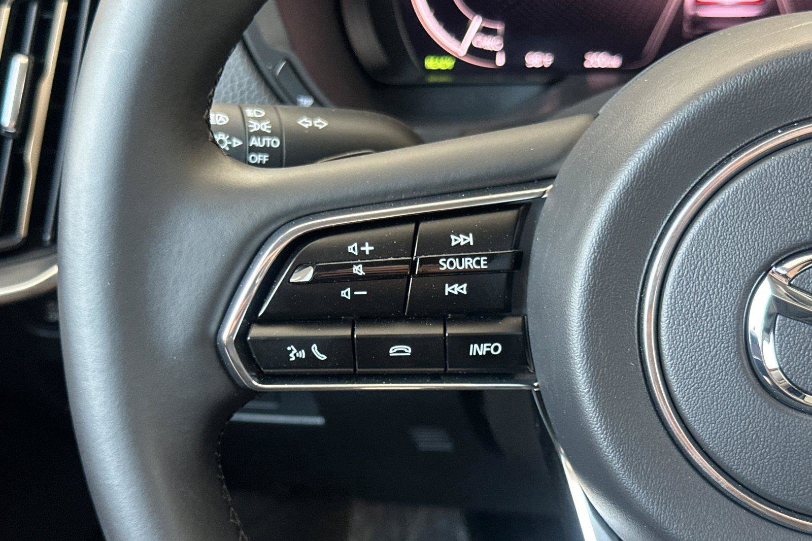 New 2025 MAZDA CX-90 Plug-In Hybrid w/Premium Sport AWD/4WD image 29