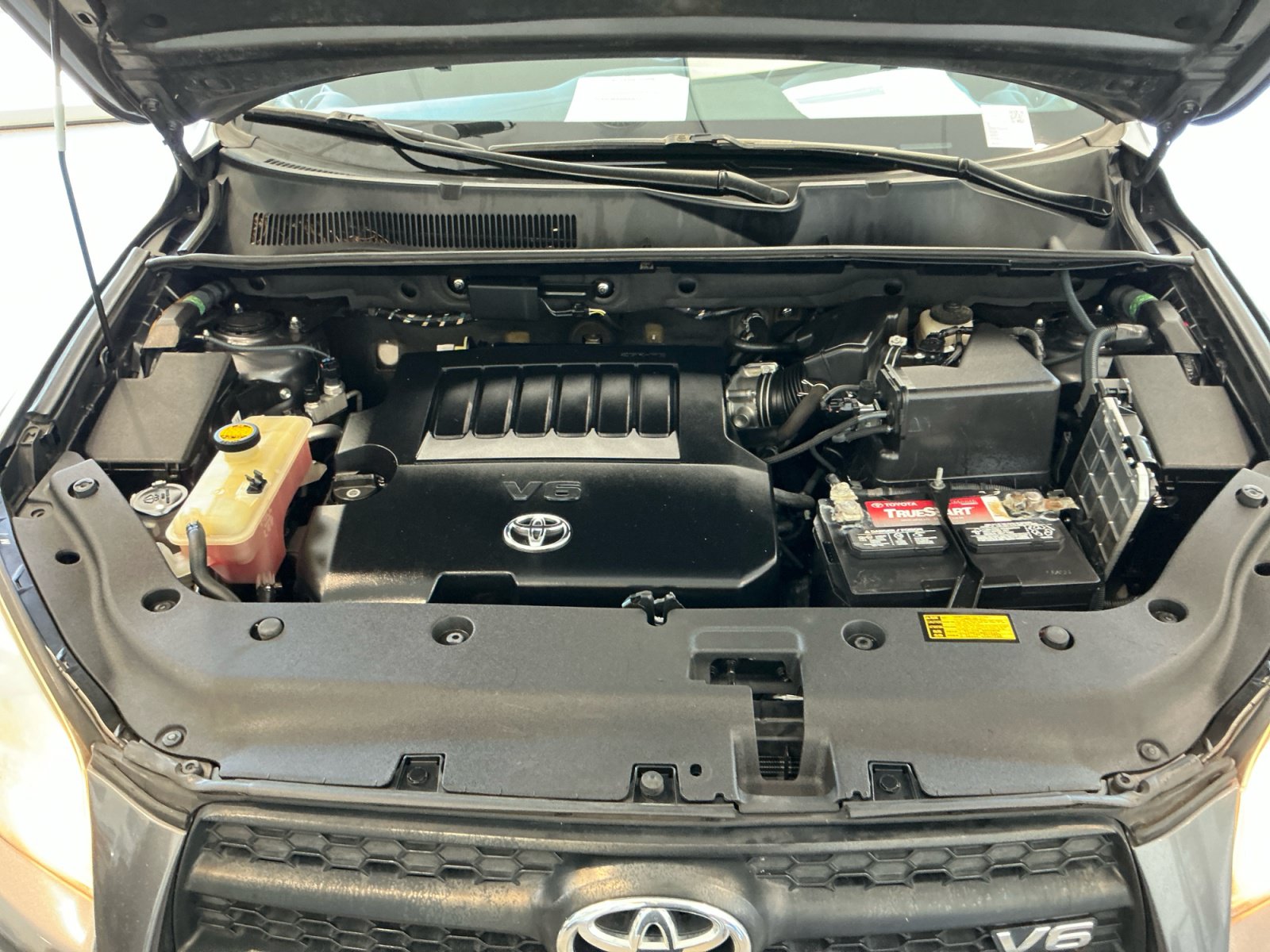 Used 2010 Toyota RAV4 Sport AWD/4WD image 20