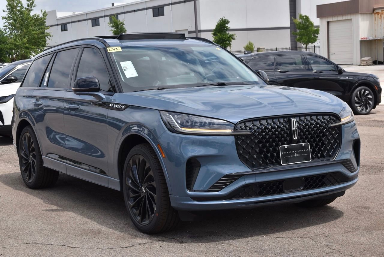New 2026 Lincoln Aviator Reserve RWD image 32