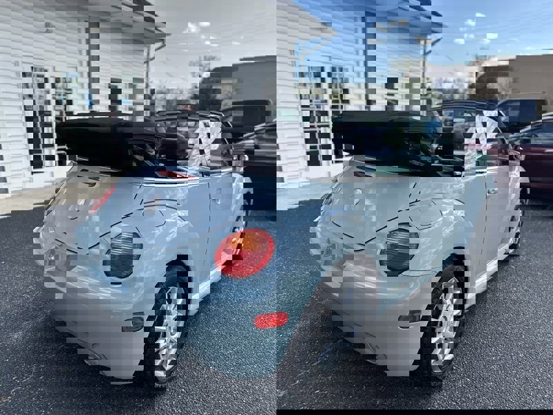 Used 2005 Volkswagen Beetle GLS image 14