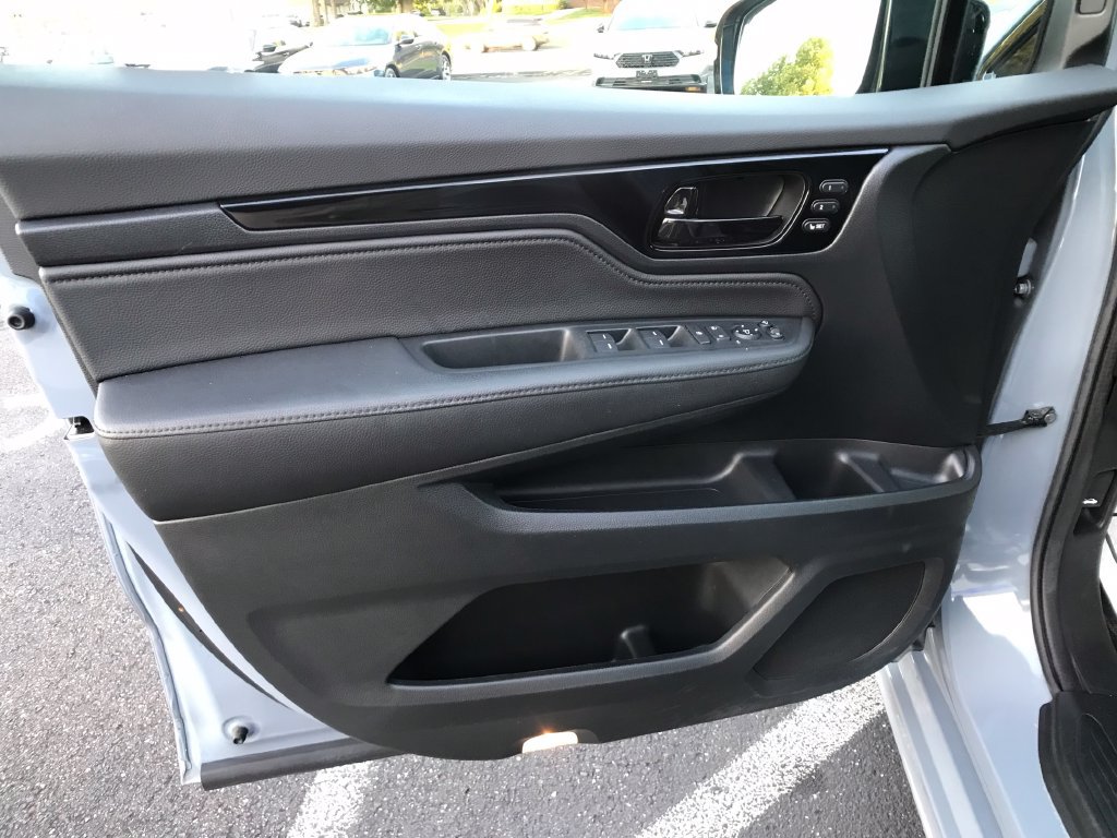 Certified 2024 Honda Odyssey Elite image 18